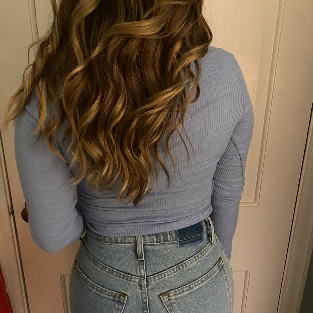 Blue cut out crop top